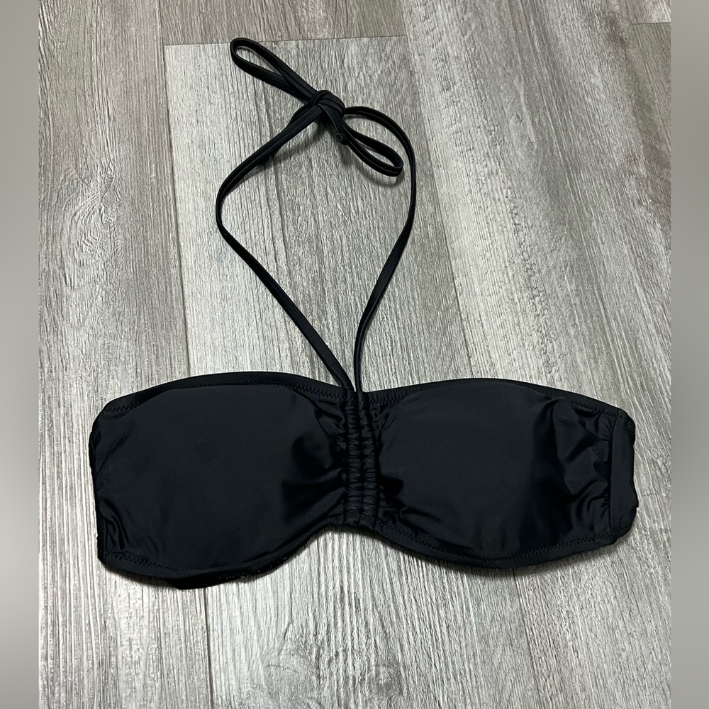 Aerie woman’s bikini halter top/ black/ size M
